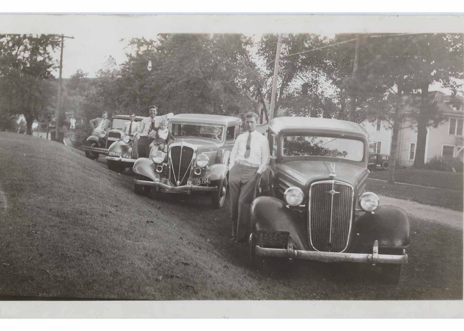 1937, 4 brothers and their cars